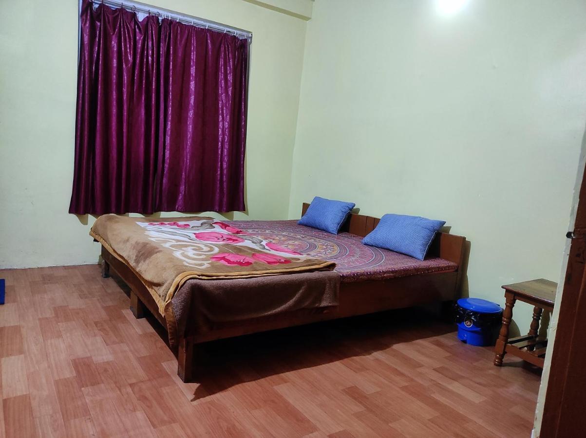 Wind Home Darjeeling- Budget Hotel Near Mall Darjeeling  Eksteriør billede