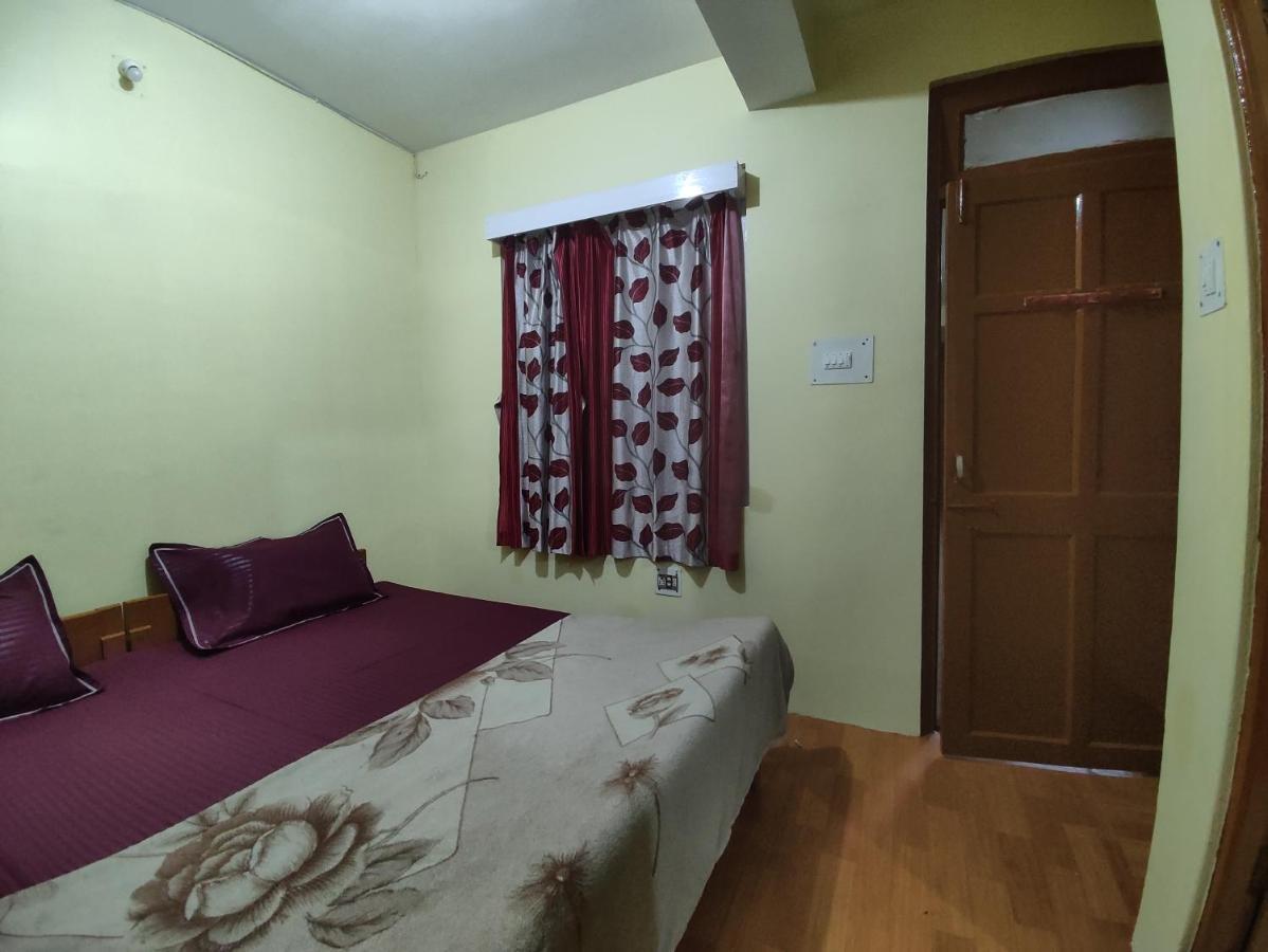 Wind Home Darjeeling- Budget Hotel Near Mall Darjeeling  Eksteriør billede