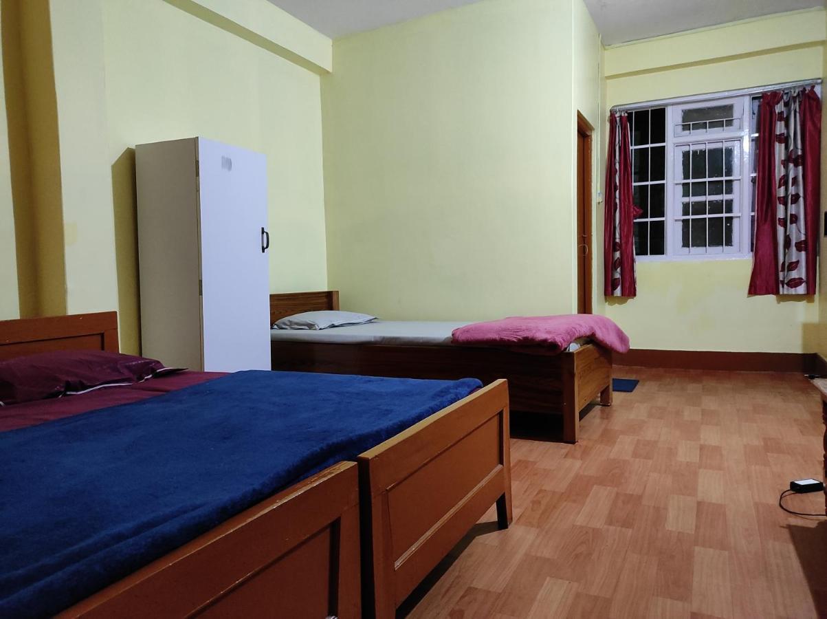 Wind Home Darjeeling- Budget Hotel Near Mall Darjeeling  Eksteriør billede