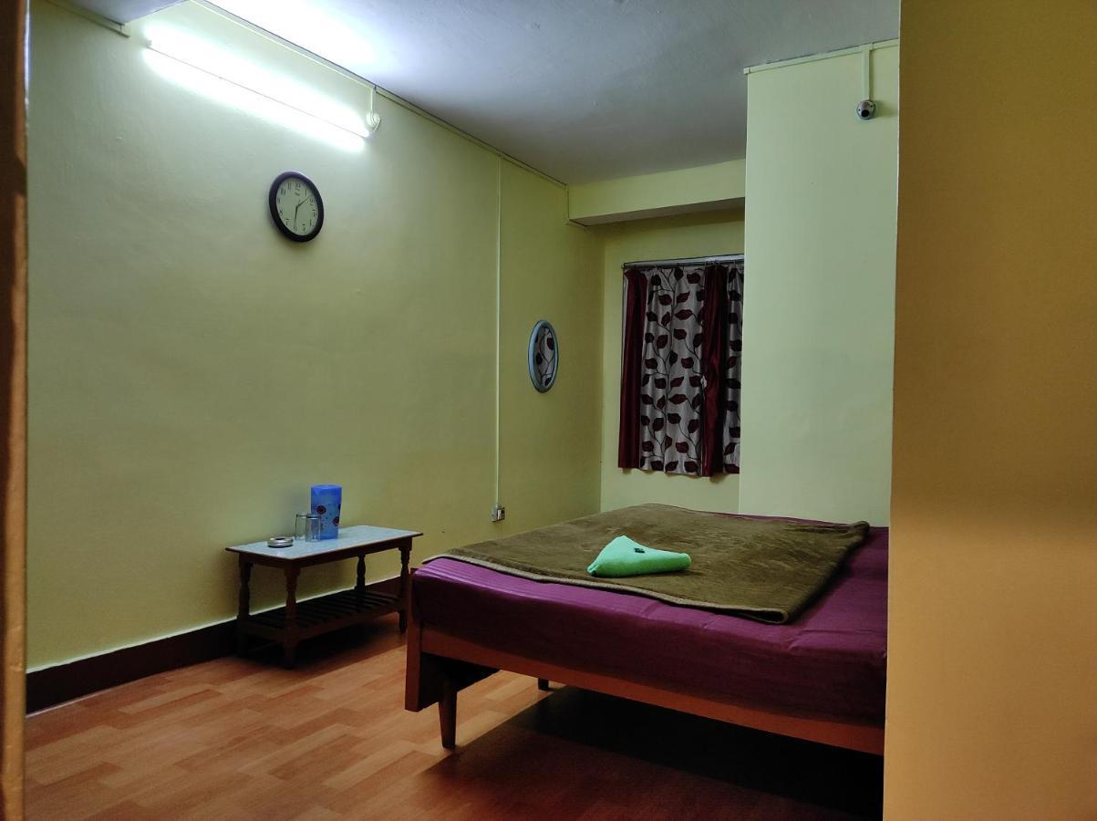 Wind Home Darjeeling- Budget Hotel Near Mall Darjeeling  Eksteriør billede