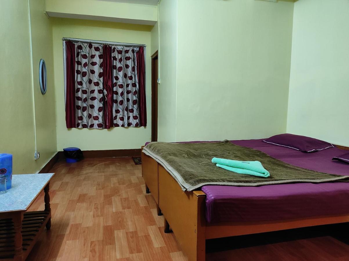 Wind Home Darjeeling- Budget Hotel Near Mall Darjeeling  Eksteriør billede